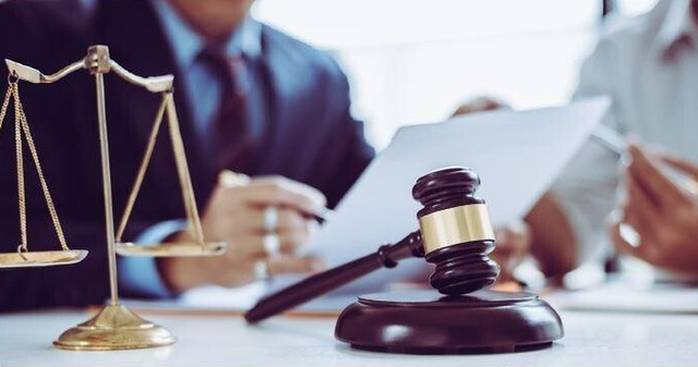 UBCKNN đã ban hành quyết định xử phạt hành chính trong lĩnh vực chứng khoán và thị trường chứng khoán nhiều doanh nghiệp do vi phạm công bố thông tin.
